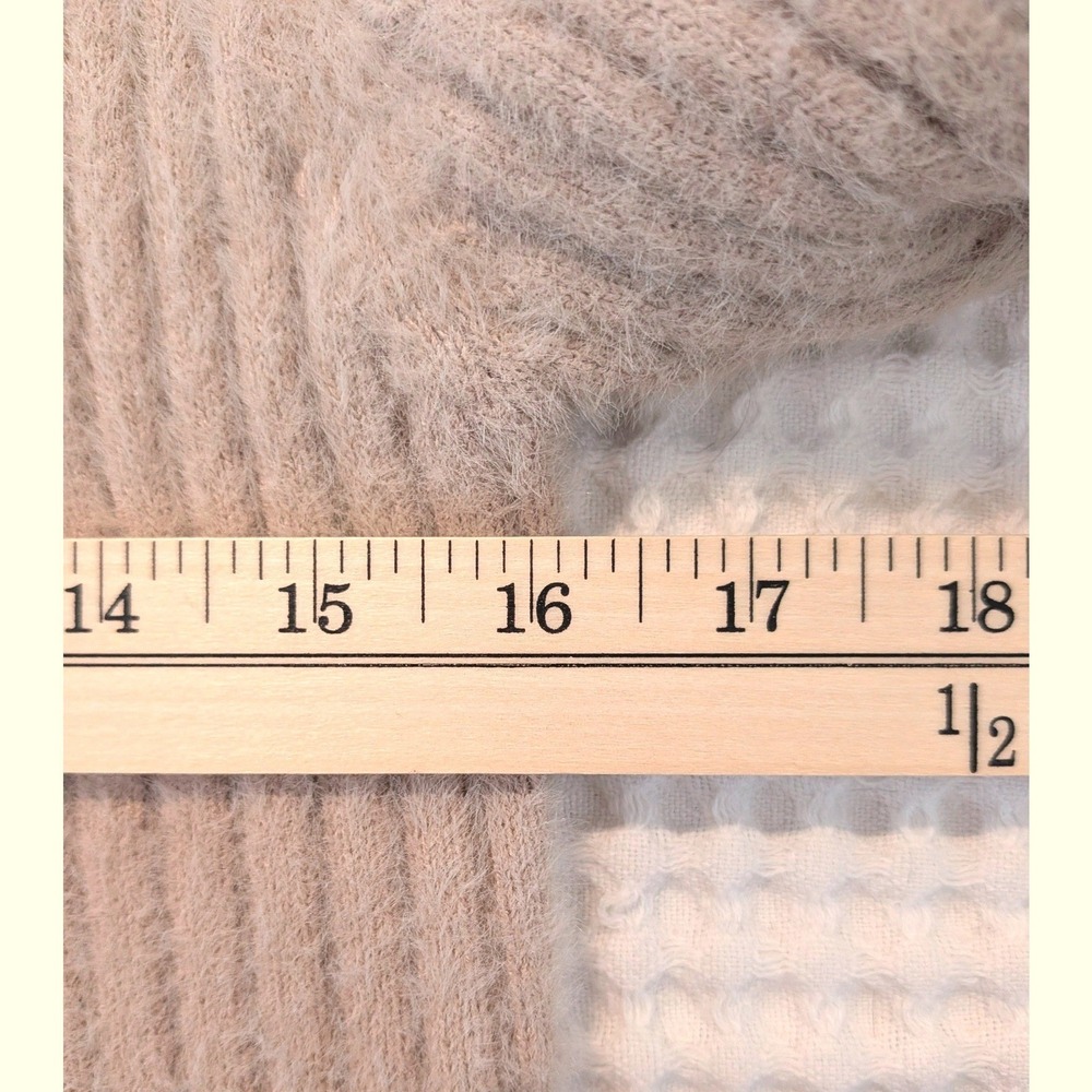 Bailey 44 Womens Beige Ribbed Eyelash Knit Polo V-Neck Short Sleeve Sweater M - Picture 5 of 6